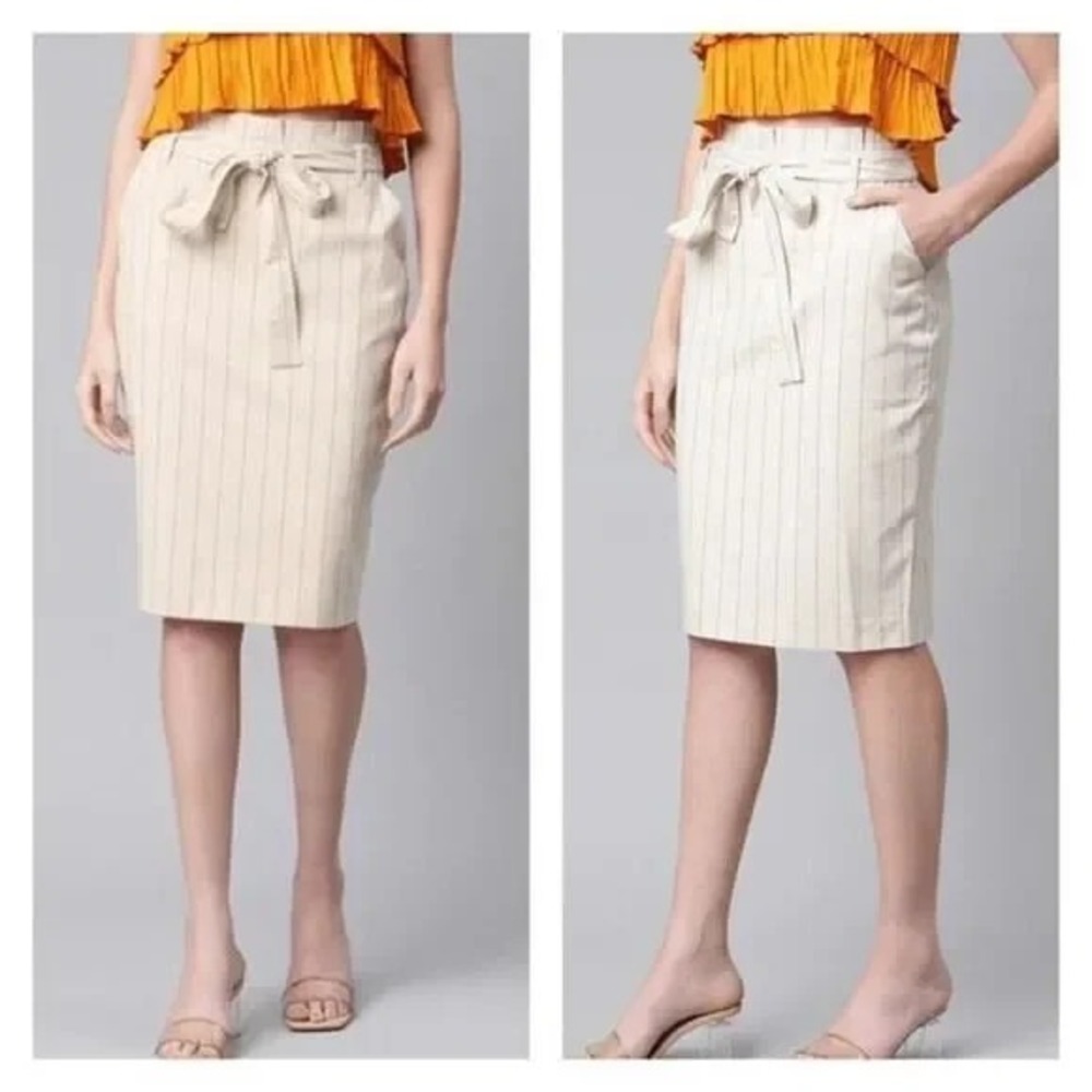 Banana Republic Pencil Skirt Women's‎ Size 0P Petite Pinstripe Paperbag Navy